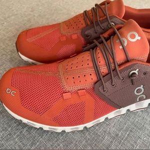 On Cloud Sneakers - Orange size 8 1/2